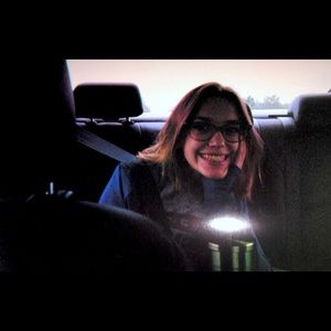 Meet your Posher, Emily